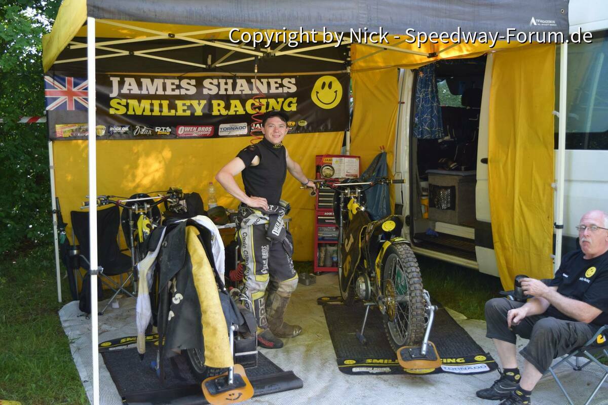 James Shanes   :-) Racing - Leineweberring