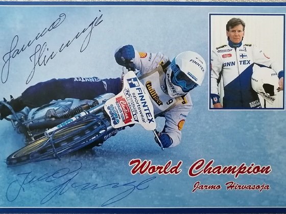 Autogrammfoto von Jarmo Hirvasoja Finnland Eisspeedway Einzel- Weltmeister 1990
